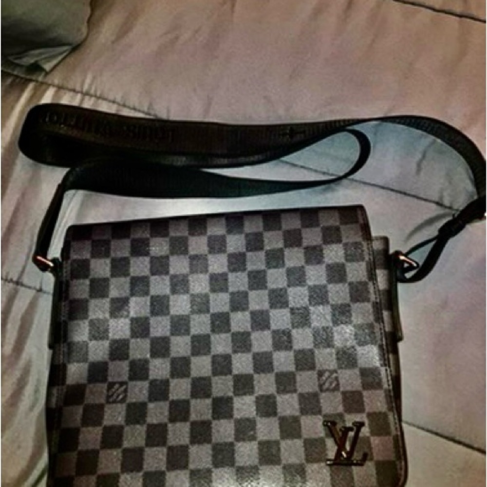 Louis Vuitton Brown Messenger Bag with Damier Pattern